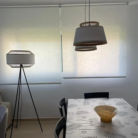 Lv Tarragona アパート サロウ